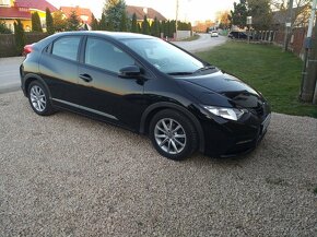 Honda civic 9G,1.4 vtec 73kw 115000km - 6