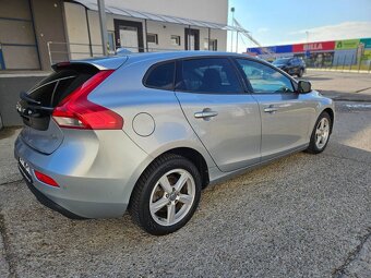 Volvo V40 D2 - 6