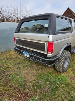 Ford Bronco 5.0i automat - 6