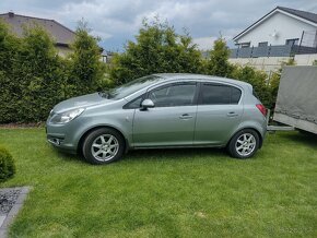 Opel Corsa 1.4 benzín - 6