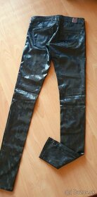 Luxusné GUESS jeggins veľ. 26, teda cca S - 6