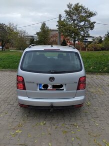 Volkswagen touran 1.9 TDI Diesel rok výroby 2009 - 6