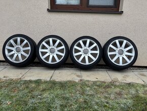 Audi 9-Spoke Wheels R18 - 6