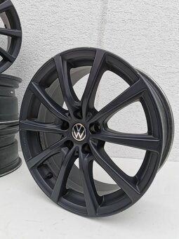 Vw  alu disky 7,5J R18 5x112 ET35 - 6