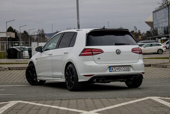 Volkswagen Golf R Performance 2.0 DSG EU6 (TSI) 231 KW - 6