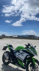 Kawasaki Ninja 300 30th anniversary edition - 6