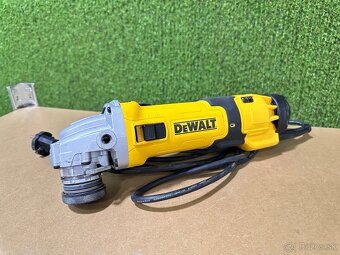 Dewalt DWE4257 uhlová brúska - 6