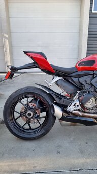 Ducati Streetfighter V2 2022 - 6