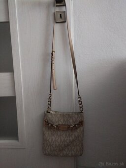 Predám originál cross body kabelku zn. Michael Kors - 6