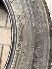 235/60R18 Bridgestone zimne - 6