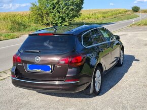 Opel astra sport tourer r.v.2015 - 6