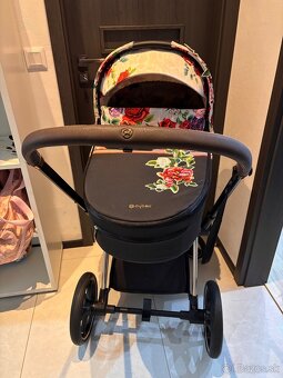 Cybex priam 2022 spring blossom light - 6