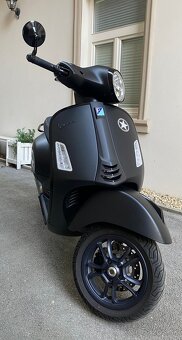 Vespa GTS 300 Supersport 2023 - 6