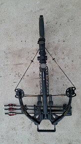 Kladková kuša Ek Archery Guillotine M - 6