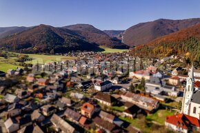 PREDAJ: Historický hostinec pod Muránskym Hradom, 1102 m2, M - 6