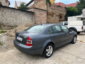 Škoda Superb 2007 2.0tdi - 6