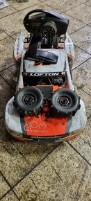 Traxxas UDR - 6