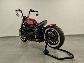 Triumph Bonneville Bobber Gold Line edition - 6