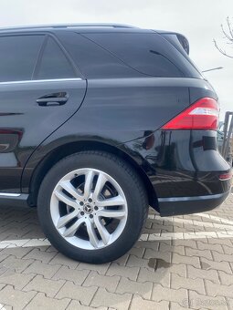 Mercedes Benz ML250 4MATIC - 6