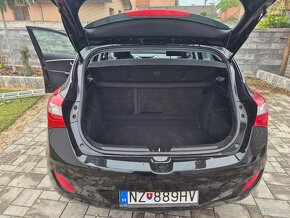 Hyundai i30 1,4i 74kw Hatchback - 6