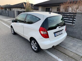 MERCEDES A150 - 6