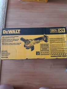 Dewalt uhlova bruska - 6