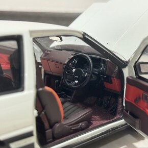 1:18 AutoArt Toyota Sprinter Trueno GT APEX AE86 - 6