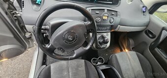 Renault Megane Grand Scenic - 6