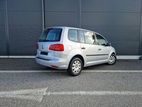 Volkswagen Touran 1.6 TDI Trendline - 6