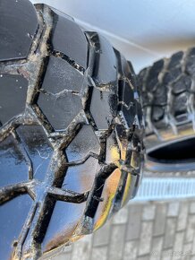 Bfgoodrich Mud-Terrain T/A 225/75 R16 - 6