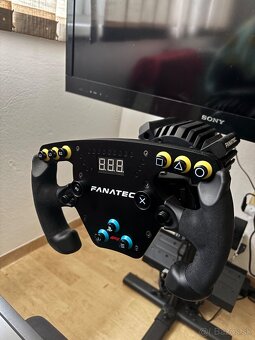 Fanatec Simulator + Playseat - 6