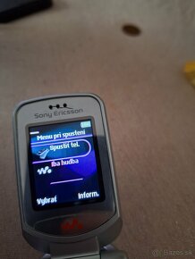 Sony Ericsson w300i - 6