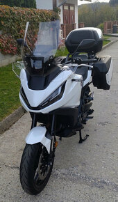 Prednám Honda NT1100 s len 2000 km - 6