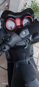 Yamaha  X -  max 125 - 6