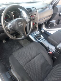 Grand Vitara, 1,9 Ddis, model 2012, 4x4 - 6