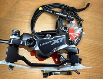 ✅Shimano Deore XT BR-M8120 sada | 4 piesty  Brzdy - 6