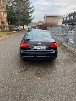 Volkswagen jetta 1.2TSI - 6