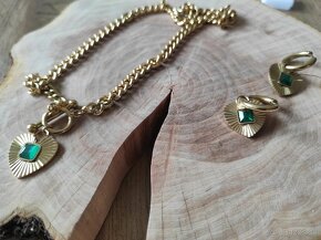 Elegantný srdcový set náhrdelník s náušnicami - 6