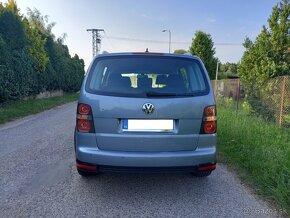 Volkswagen Touran Cross 2.0 TDi DSG CHAMPION - 6