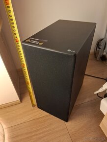 LG soundbar SN6Y + WiFi aktívny subwoofer - 6