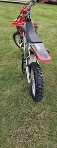 Honda CR 250R - 6