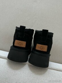 Ugg platform mini dámske čizmy čierné - 6