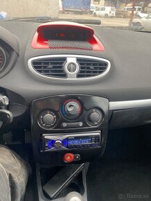 Renault clio 3 - 6