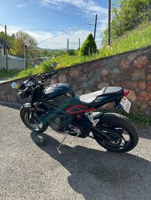 Triumph Street Triple 765 R - 6