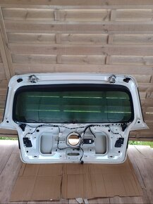 kufrove dvere golf 6 - 6