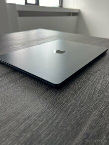 Predám Apple Macbook Air M2 2022 Midnight Blue - 6
