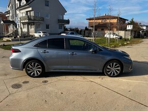 Toyota Corolla sedan Sports Style - 6