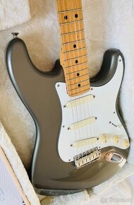 Fender Eric Clapton Stratocaster - 6