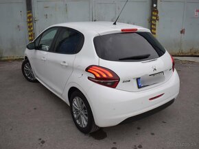 Peugeot 208 1.2 PureTech Style - 6