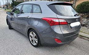 Hyundai i30 CW - 6